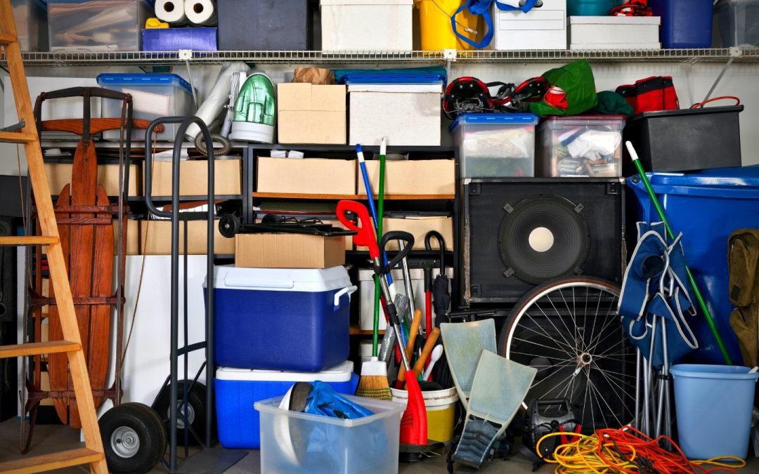 8 Tips on How to Organize a Messy Garage